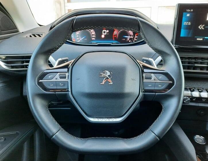 Peugeot 3008 18