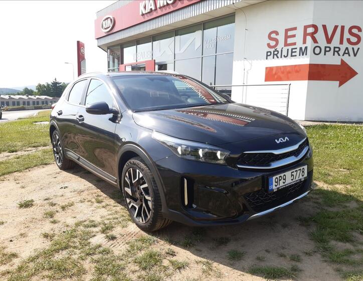 KIA XCeed 6
