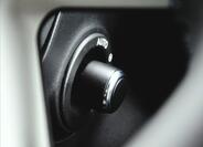 Land Rover Defender 13