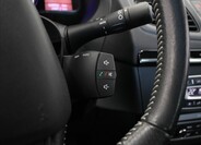 Renault Fluence 19