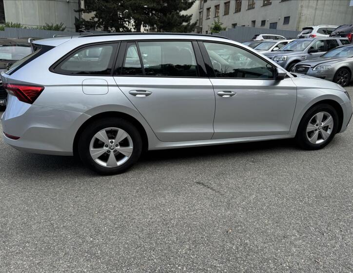 Škoda Octavia 16