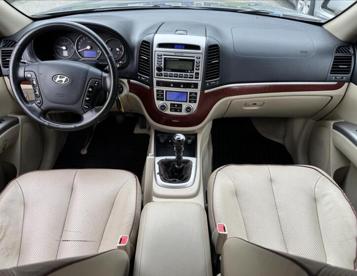 Hyundai Santa Fe 37
