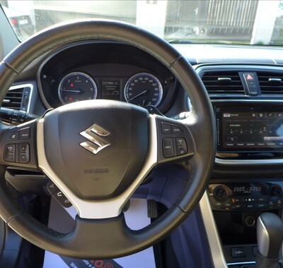 Suzuki SX4 S-Cross 17