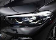 BMW X5 8