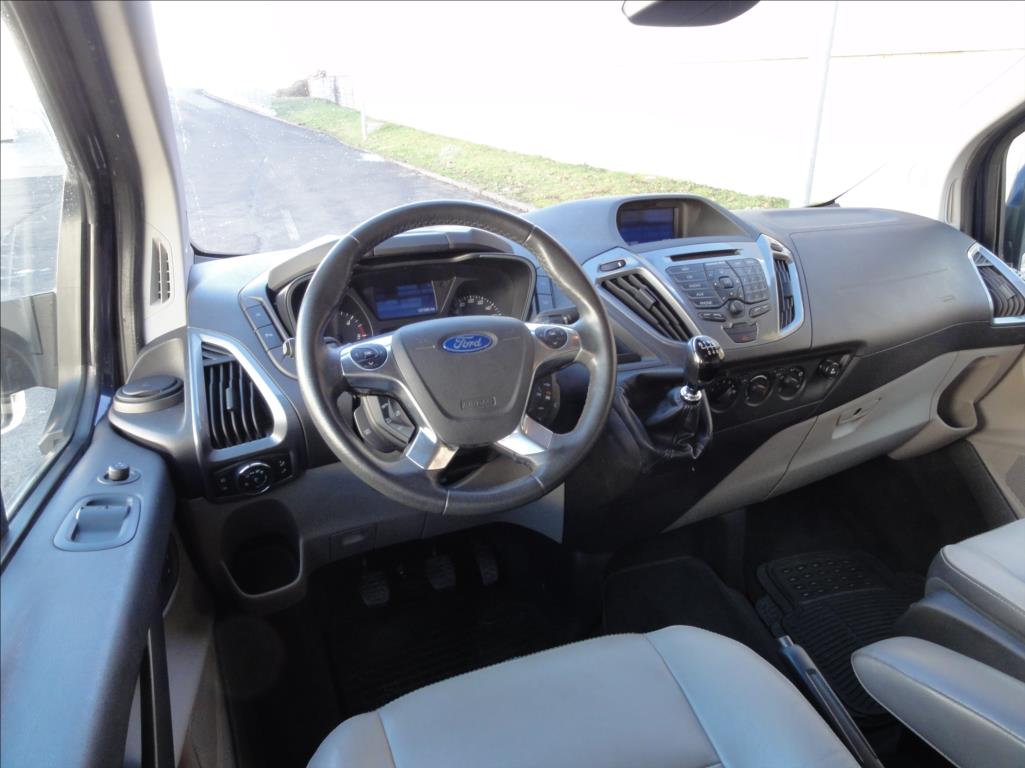 Ford Tourneo Custom