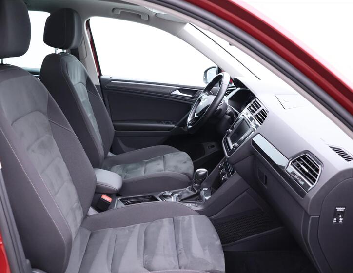 Volkswagen Tiguan 15