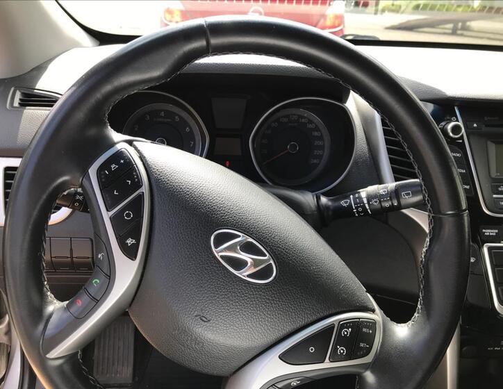 Hyundai i30 9