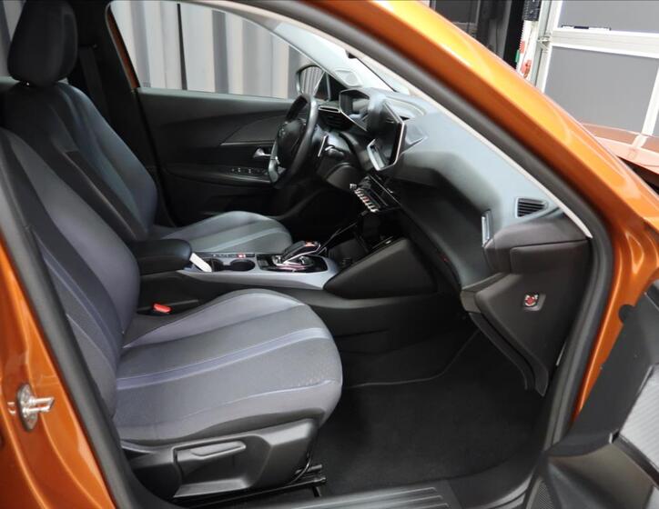 Peugeot 2008 11