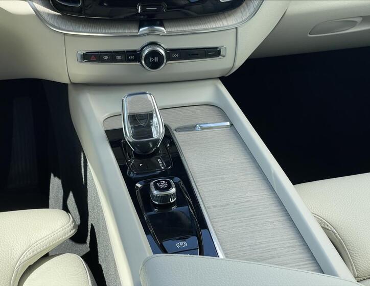 Volvo XC60 12