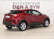 Toyota C-HR 4