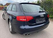Audi A4 42