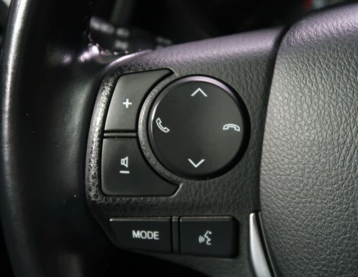 Toyota Auris 26