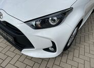 Toyota Yaris 10
