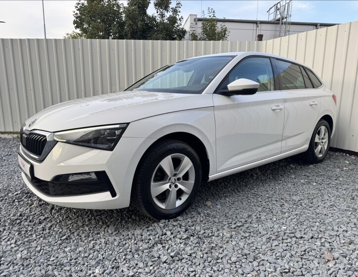 Škoda Scala 3