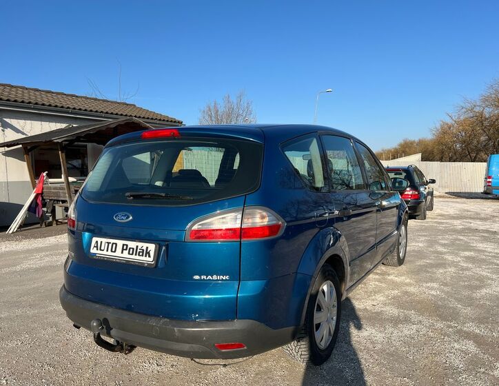 Ford S-MAX 9