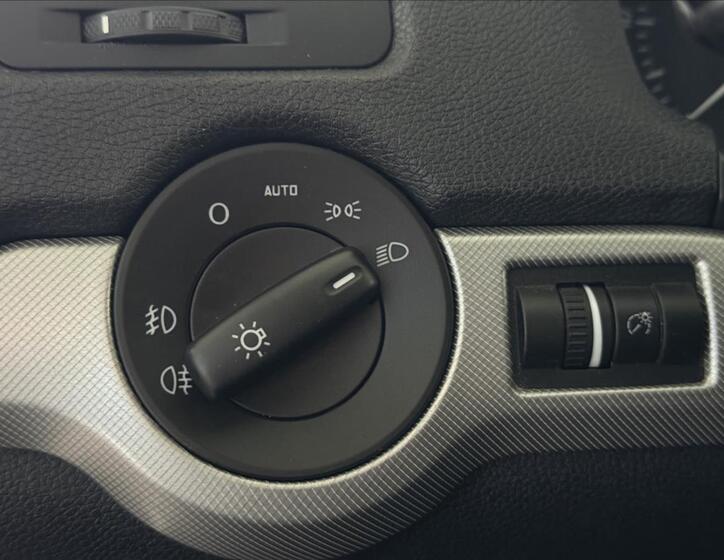 Škoda Octavia 12