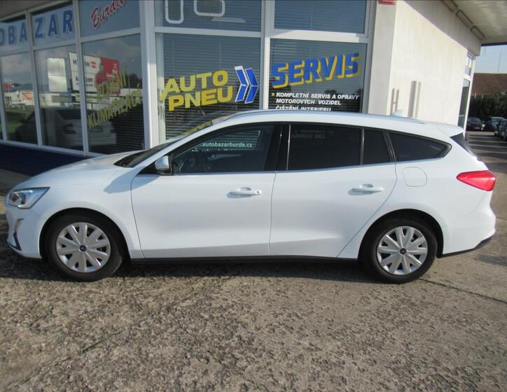 Ford Focus 8