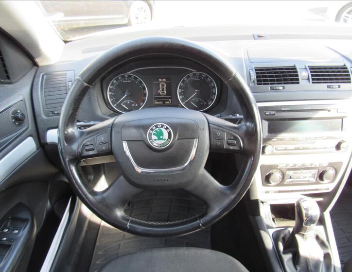 Škoda Octavia 12