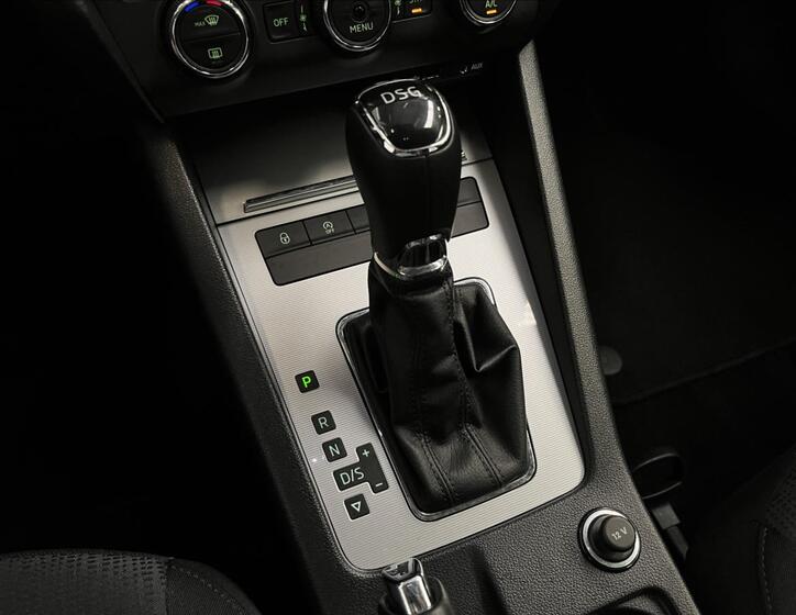 Škoda Octavia 14