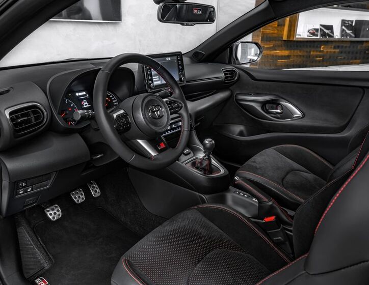 Toyota Yaris 15