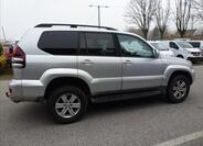 Toyota Land Cruiser 7