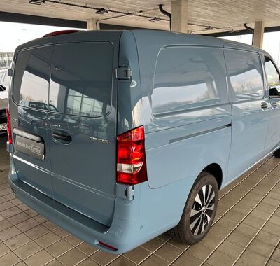 Mercedes-Benz Vito 5