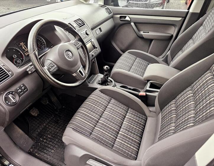 Volkswagen Touran 10