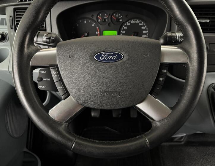 Ford Transit 13