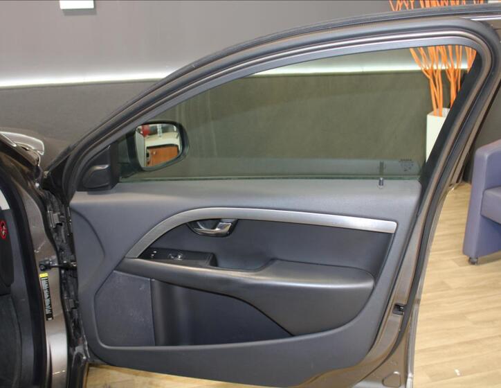 Volvo V70 22