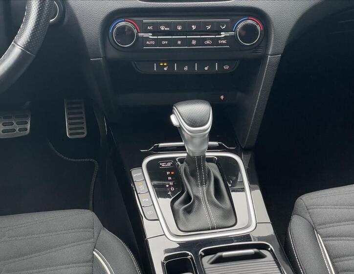 KIA ProCeed 12
