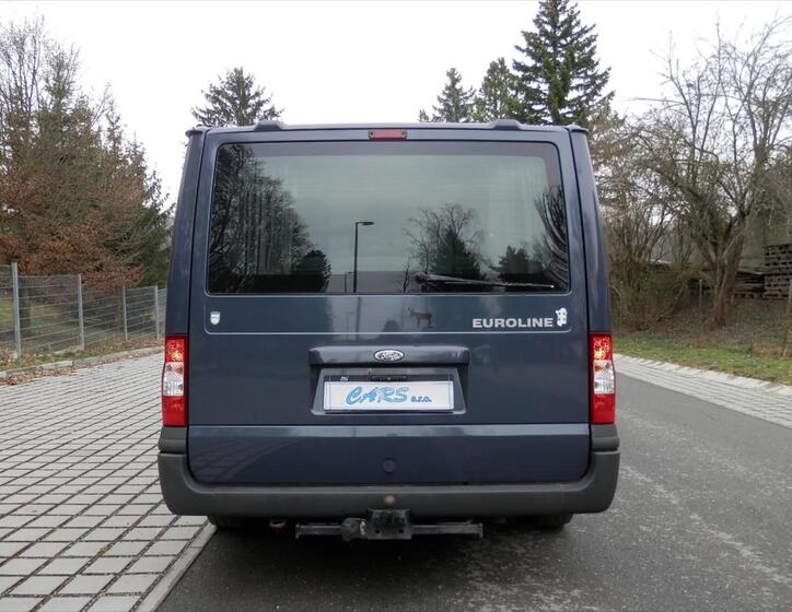 Ford Transit 8