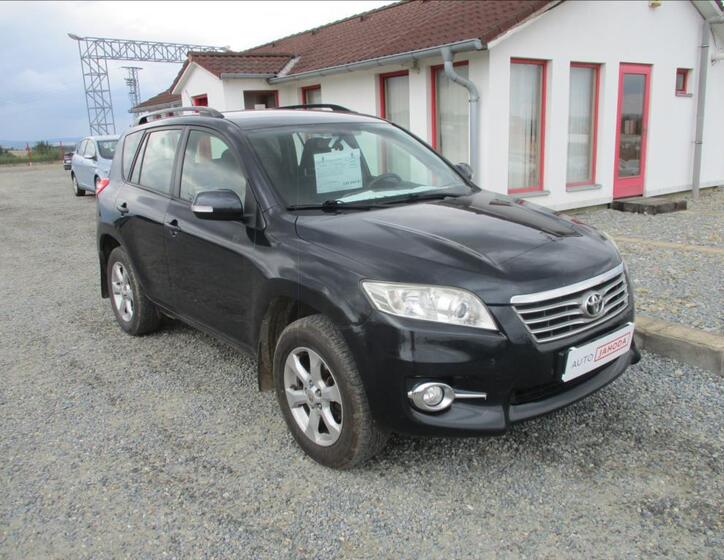Toyota RAV4 1