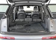 Audi SQ7 8