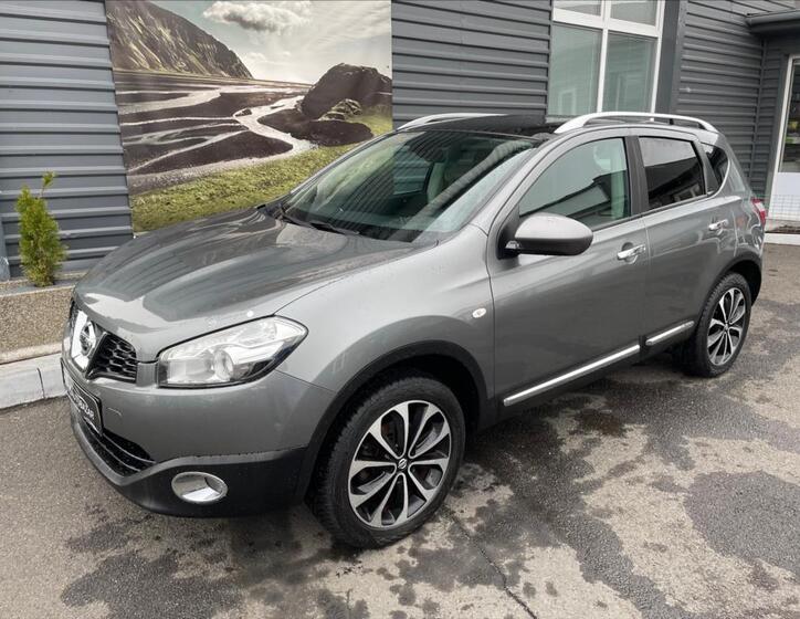 Nissan Qashqai 1