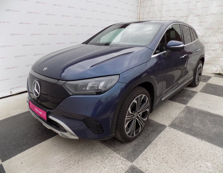 Mercedes-Benz EQE 1