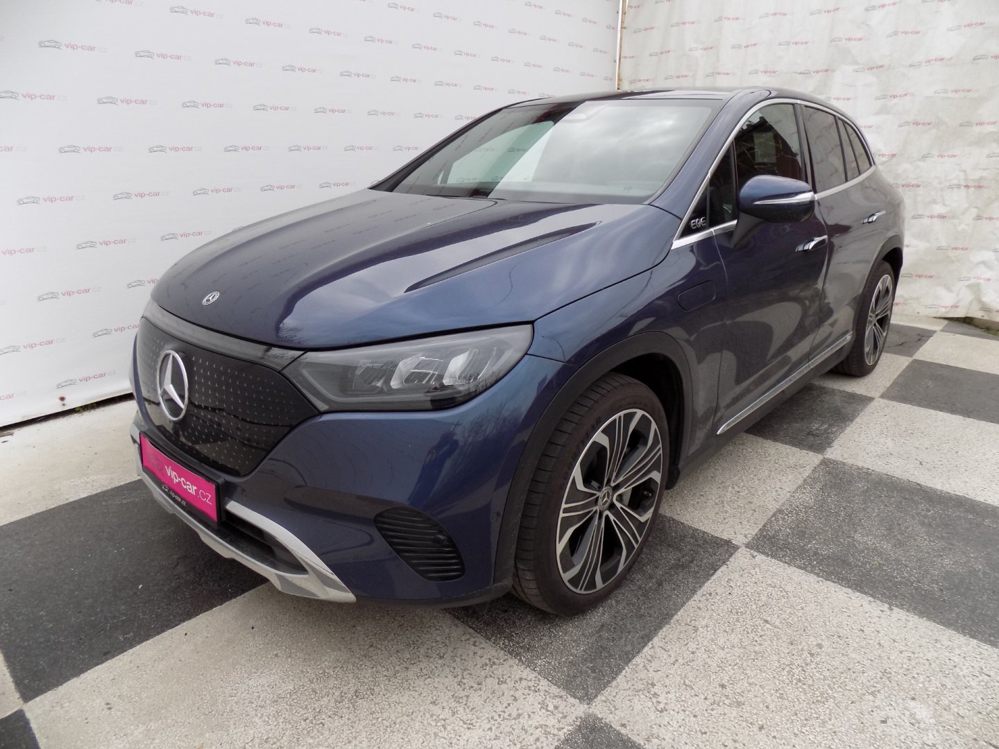 Mercedes-Benz EQE