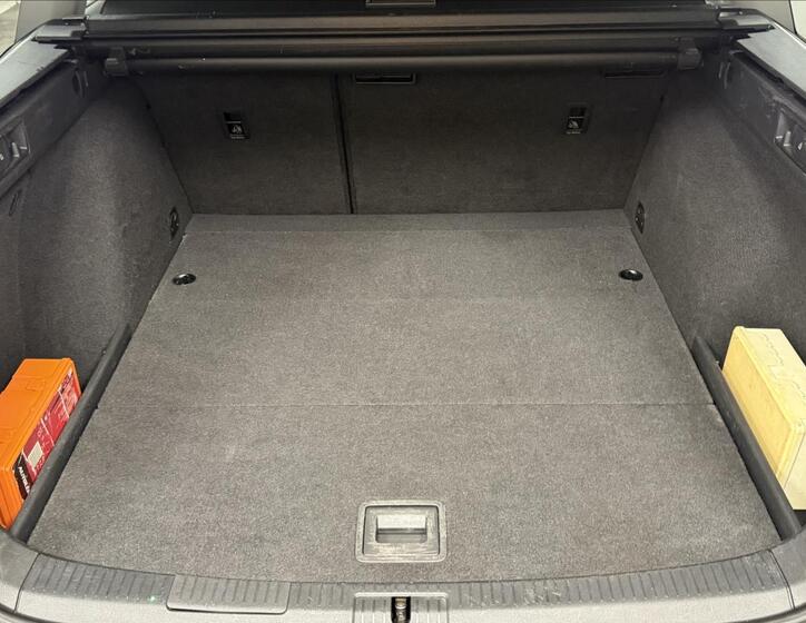 Volkswagen Golf 27