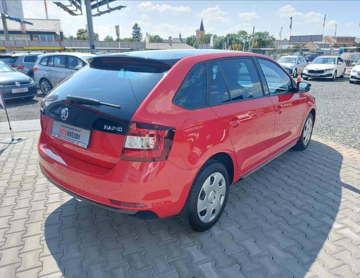 Škoda Rapid 9