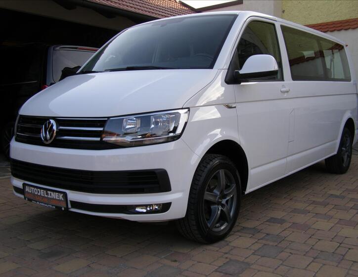 Volkswagen Caravelle 1