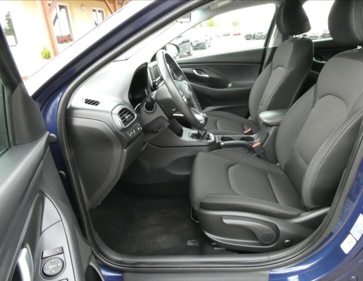 Hyundai i30 20