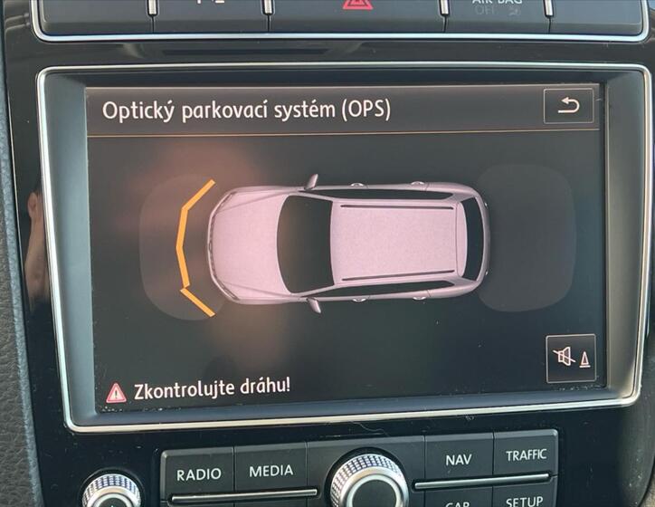 Volkswagen Touareg 17