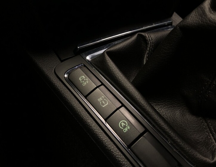 Škoda Superb 28