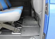 Volkswagen Caravelle 33