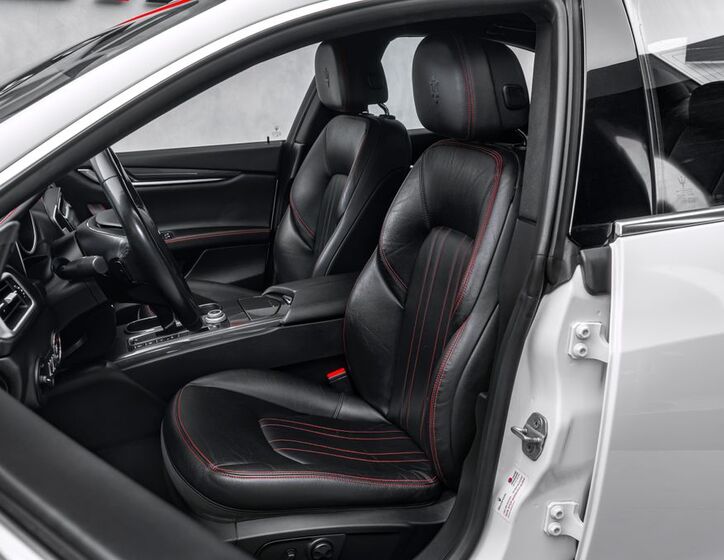Maserati Ghibli 11