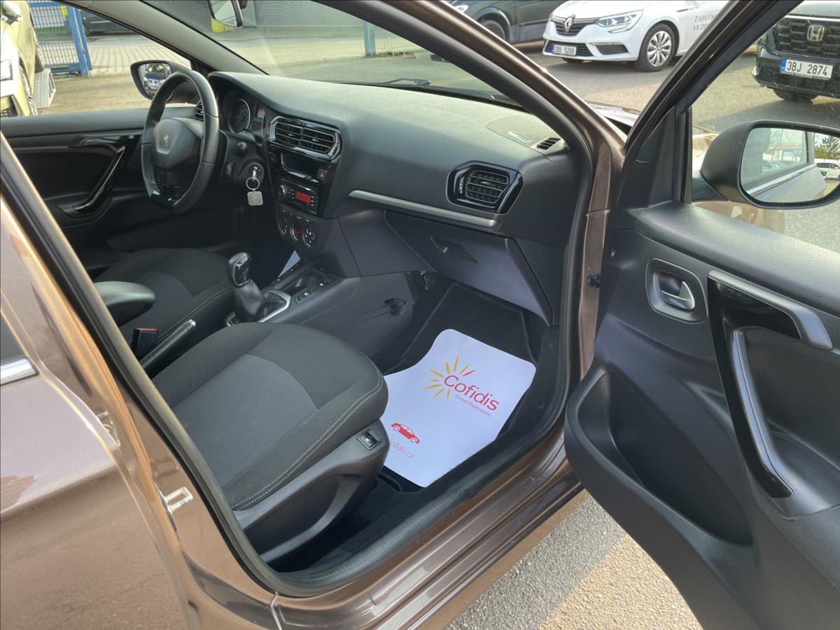 Peugeot 301