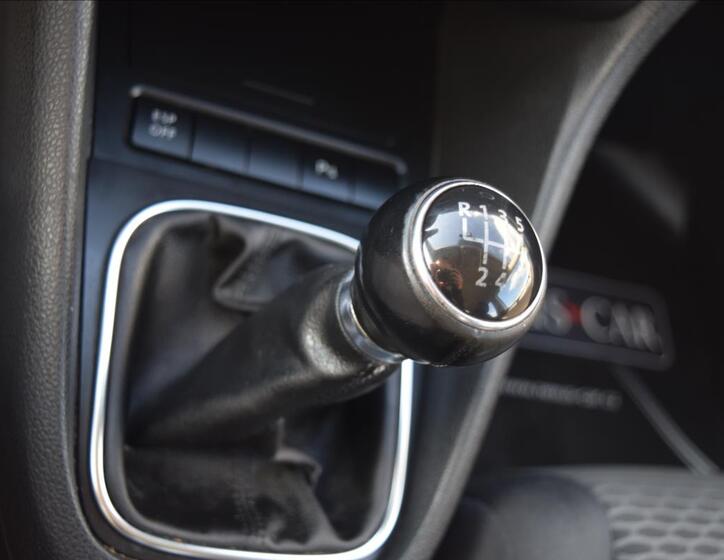 Volkswagen Golf 42