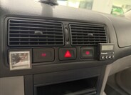 Volkswagen Golf 10