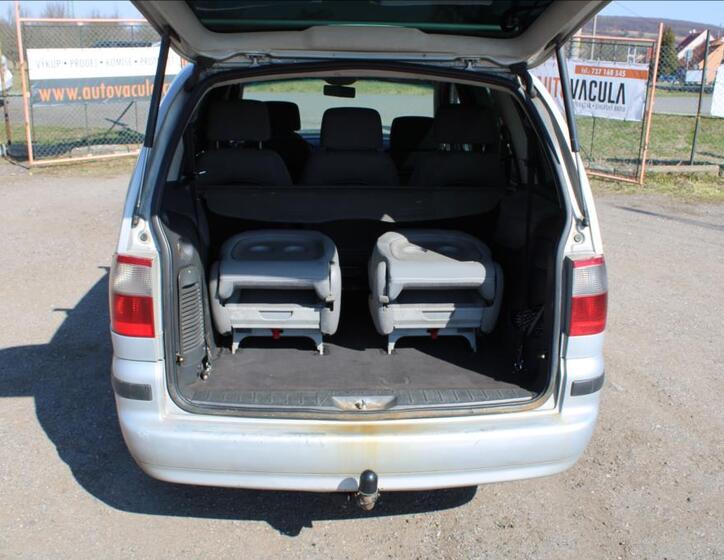 Ford Galaxy 15