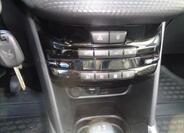 Peugeot 2008 14