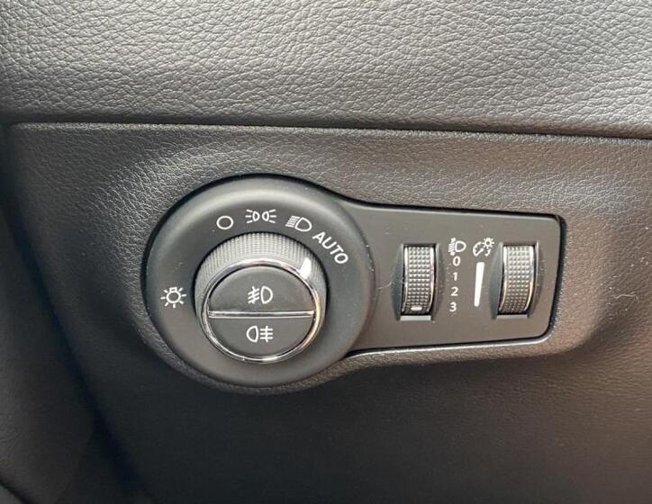 Jeep Compass 30